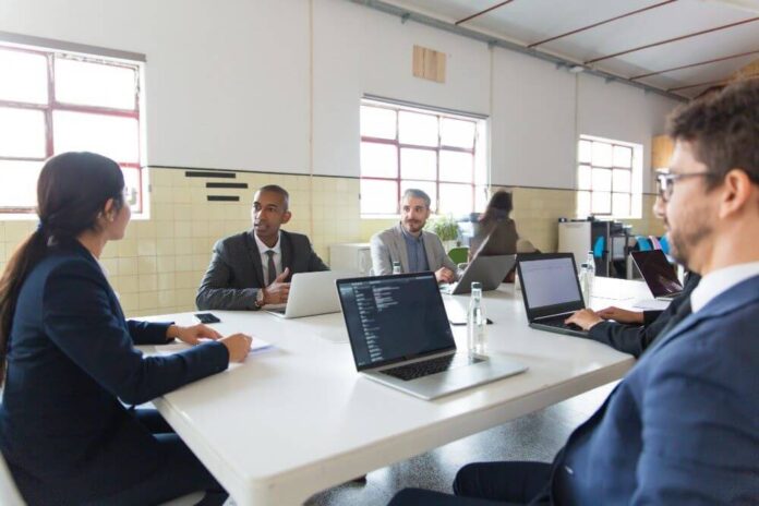 How to Choose the Right Conference Room in Houston