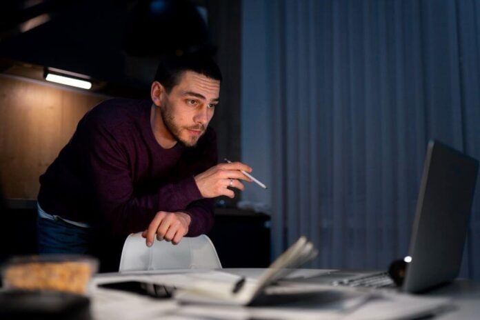 Side Hustle Spotlight: Turning Unused Internet Into Cash