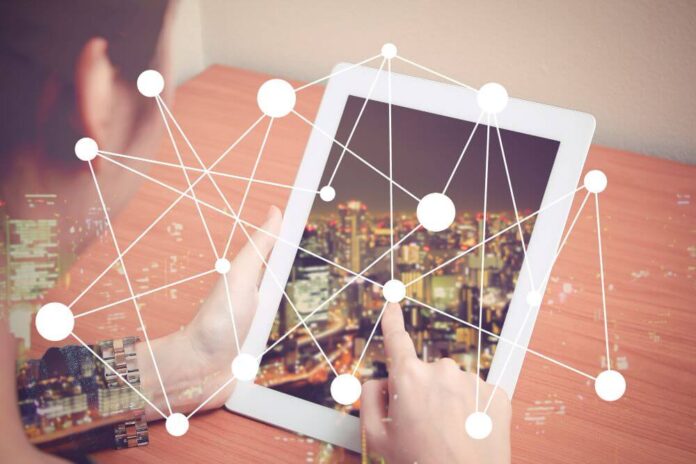 The Structural Function of Cellular Proxies in the Design of Contemporary Web Interactions