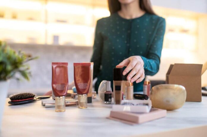 From Idea to Icon: How to Launch Your Cosmetic Business