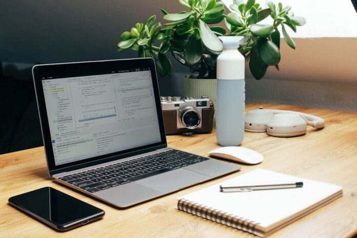 How the Right Tech Stack Gives Ecommerce Businesses a Competitive Edge